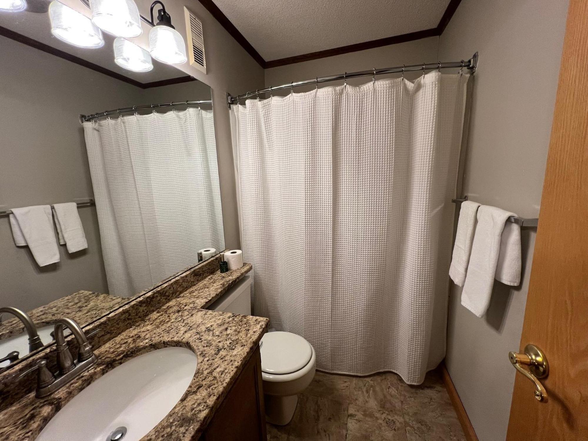 Snowcrest Condo Walking Distance To Slopes Сноушу Екстериор снимка