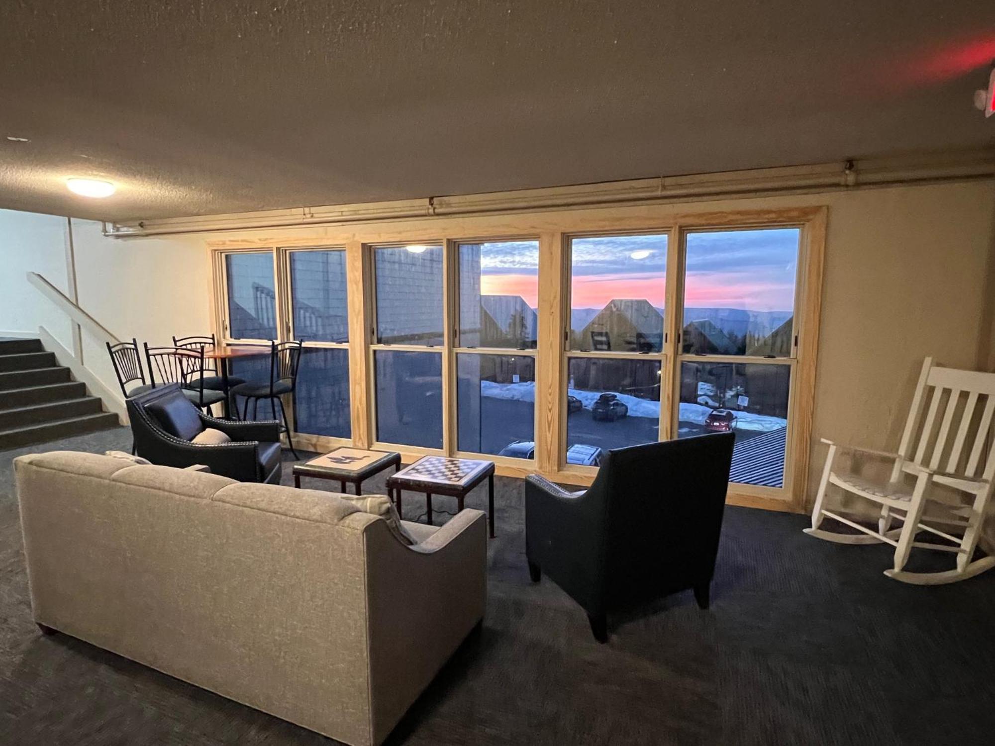 Snowcrest Condo Walking Distance To Slopes Сноушу Екстериор снимка